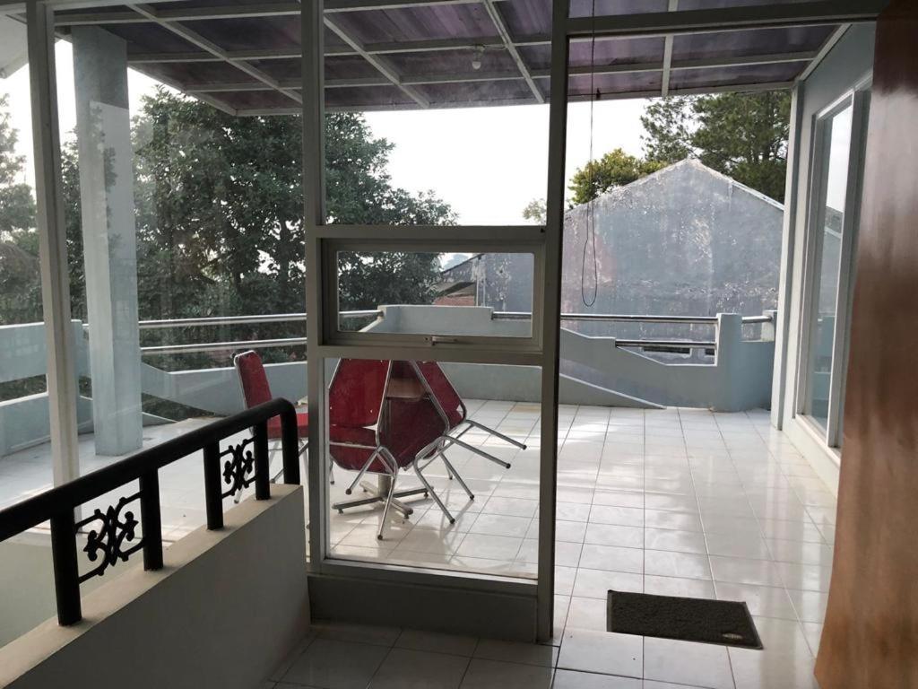 Alfa Resort Hotel And Conference Puncak Exterior photo